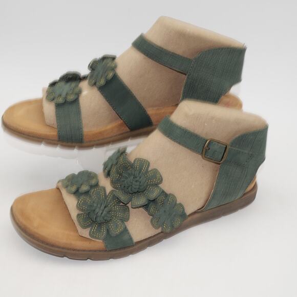 Comfortiva Shoes - NEW Comfotiva Women's 8.5 Sandals Green Flowers Leather Buckle